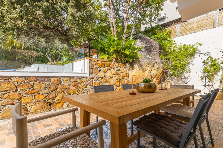 To Let 3 Bedroom Property for Rent in Camps Bay Western Cape